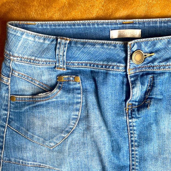 Denim Mini Skirt - Picture 3 of 4